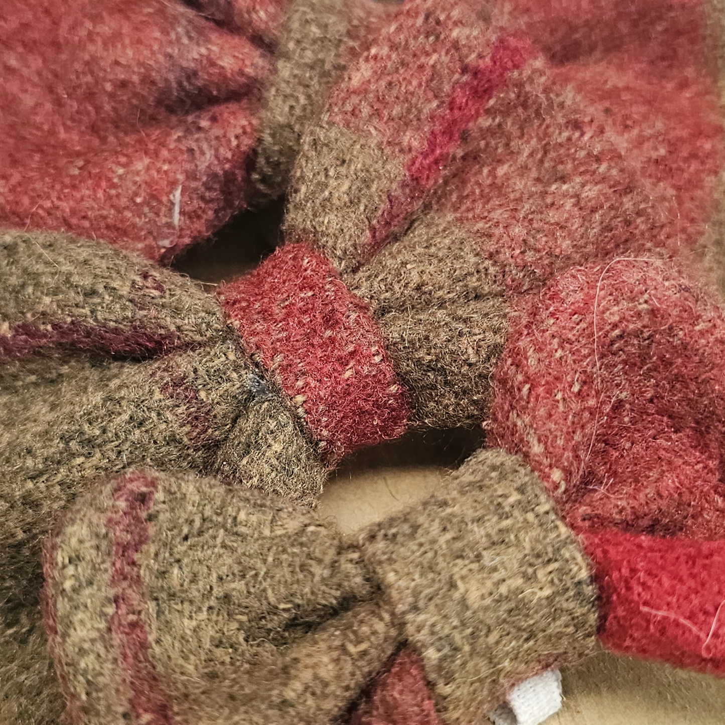 Dog Bow Tie – Pembroke